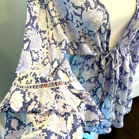 SOLD Deep V Plunge Neckline Snakeskin Blue Dress Coverup XL cinch waist - Picture 2 of 11